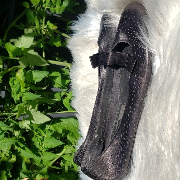 Vaneli Black Perforated Loafers satin bow 9S - Picture 2 of 9